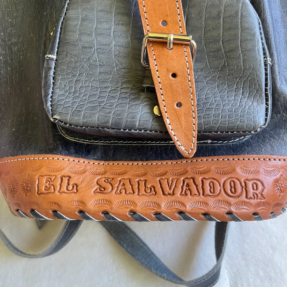 3/$30 🌟 Vintage El Salvador Leather Backpack - Picture 3 of 11